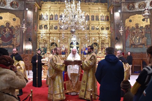 Patriarhul României a săvârşit Te Deum-ul de Ziua Naţională Poza 235891