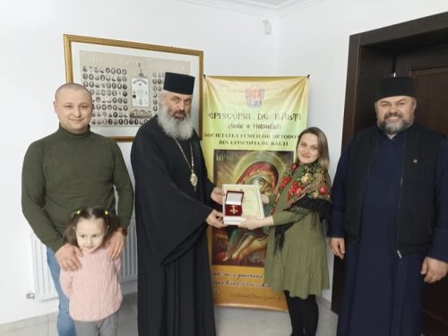 Distincție pentru o jurnalistă basarabeană din partea Episcopului de Bălți Poza 236430