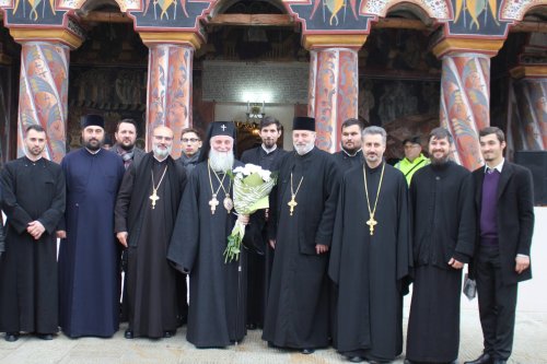Sfântul Nicolae prăznuit la o parohie din Craiova Poza 236751
