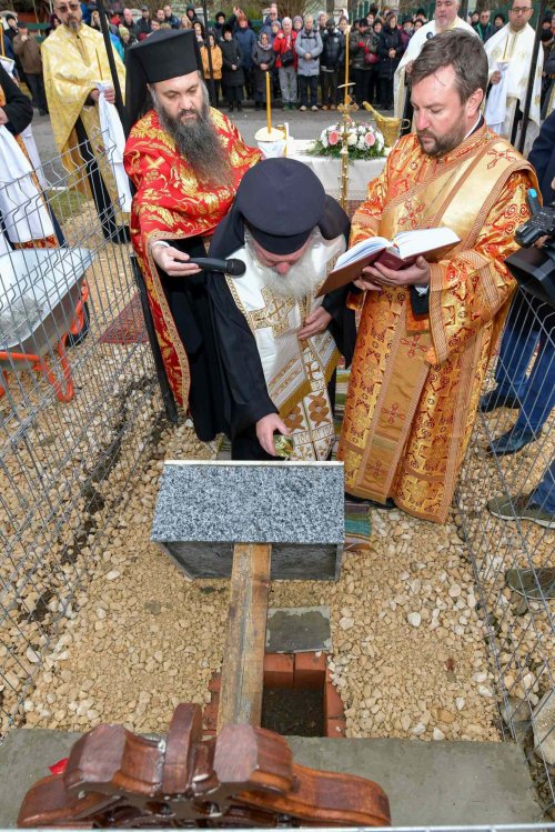 O nouă biserică va fi zidită în orașul Bușteni Poza 236854