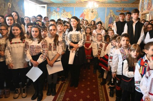 Sărbătoare la Liceul Ortodox „Sfântul Nicolae” din Zalău Poza 236833