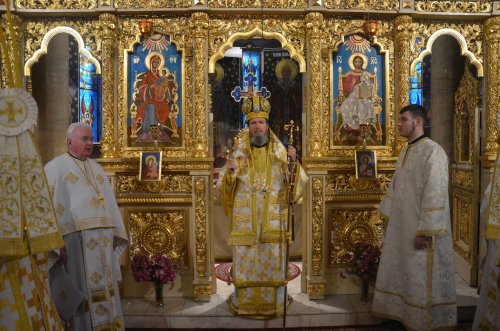 Sfântul Ierarh Nicolae, chip desăvârșit al iubirii dumnezeiești Poza 236829