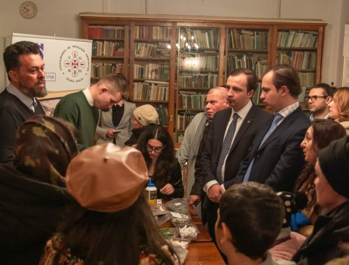 Studenți teologi români în vizită la o parohie românească din Viena Poza 236866