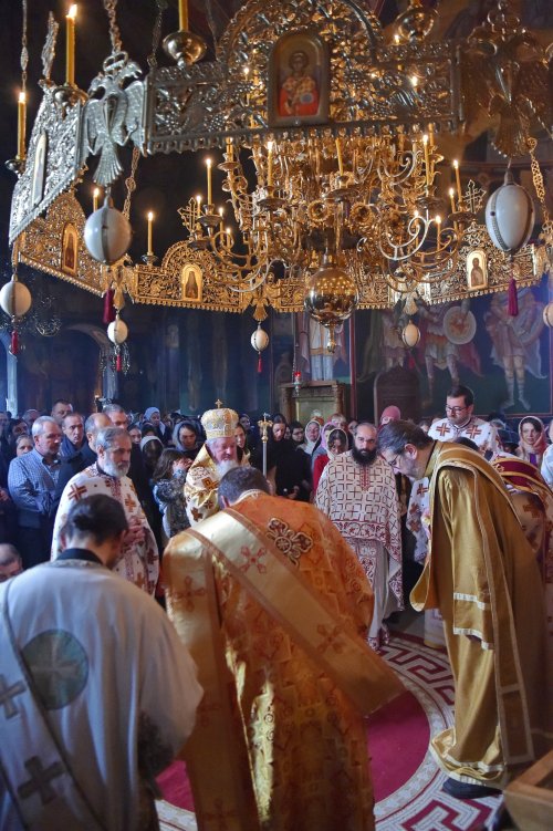 Întreită bucurie pentru comunitatea Bisericii „Sfântul Grigorie Palama” Poza 237061