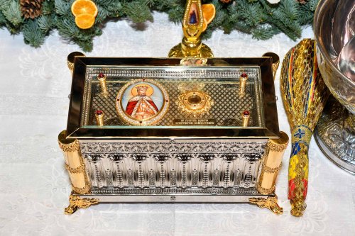 O nouă raclă cu moaștele Sfântului Voievod Constantin Brâncoveanu Poza 237261