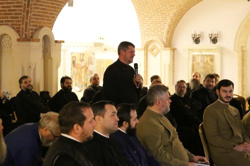 Conferința anuală a preoților de caritate din Arhiepiscopia Iașilor Poza 237390