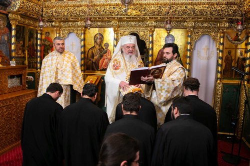 Noi duhovnici pentru parohii din Arhiepiscopia Bucureștilor Poza 237562