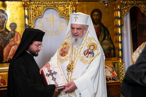 Noi duhovnici pentru parohii din Arhiepiscopia Bucureștilor Poza 237565