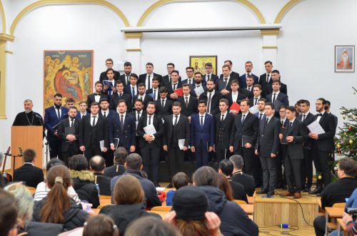 Tradiționalul concert de colinde al Facultății de Teologie Ortodoxă din București Poza 237594