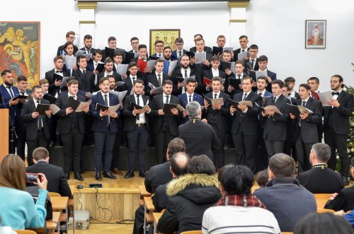 Tradiționalul concert de colinde al Facultății de Teologie Ortodoxă din București Poza 237607