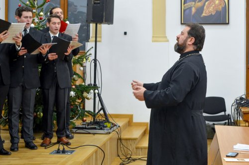 Tradiționalul concert de colinde al Facultății de Teologie Ortodoxă din București Poza 237615