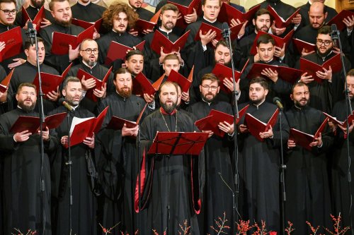 Concertul de colinde „Răsăritul cel de Sus” la Palatul Patriarhiei Poza 237949
