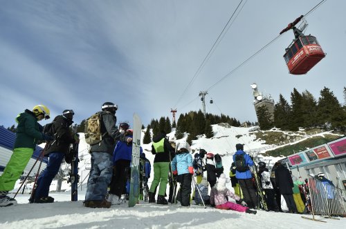 Scumpiri la telefericul de la Sinaia Poza 237865