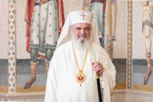 Primii colindători au sosit la Patriarhul României Poza 238402