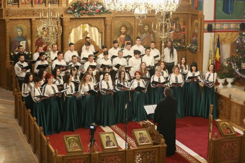 Concert de colinde la Catedrala Unirii din Focșani Poza 238526