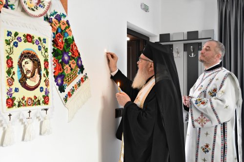 Liturghie arhierească și sfințirea noii case parohiale din Salva Poza 238499