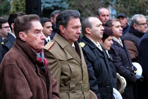 Eroii Revoluției pomeniți în cimitirul lor din Capitală Poza 238724