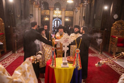 Parastas pentru eroii Revoluţiei române la Catedrala Patriarhală Poza 238990