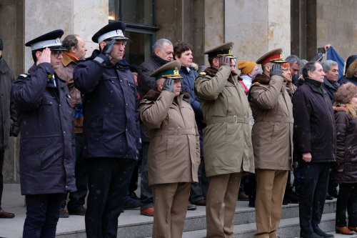 Popasuri de pomenire pentru eroii Revoluției în Capitală Poza 239026