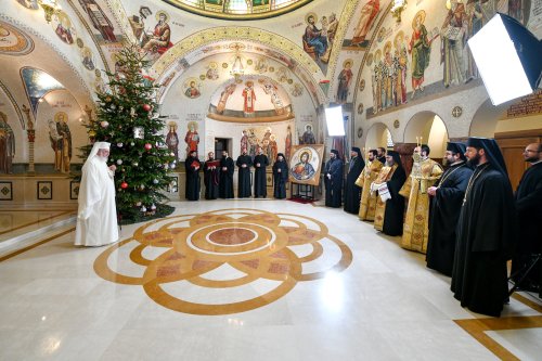 Nașterea Domnului vestită după datină la Reședința Patriarhală