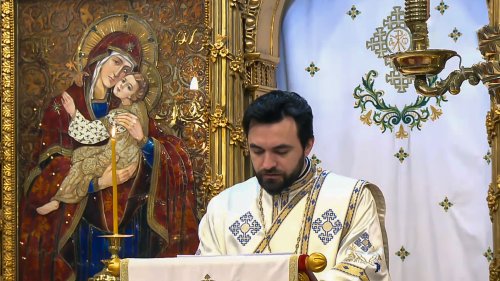 Preacinstire adusă Născătoarei de Dumnezeu la Catedrala Patriarhală Poza 239416
