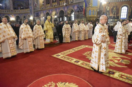 Sibienii s-au rugat în prima zi din an la Catedrala Mitropolitană Poza 239988