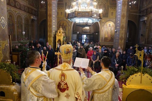 Noul an la Catedrala Arhiepiscopală din Târgoviște  Poza 239999