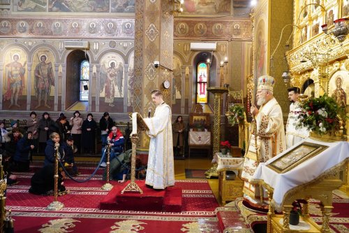 Noul an la Catedrala Arhiepiscopală din Târgoviște  Poza 240001