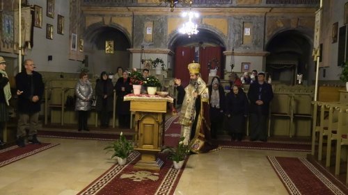 Slujire arhierească de Anul Nou la Catedrala Episcopală din Giula, Ungaria Poza 240068