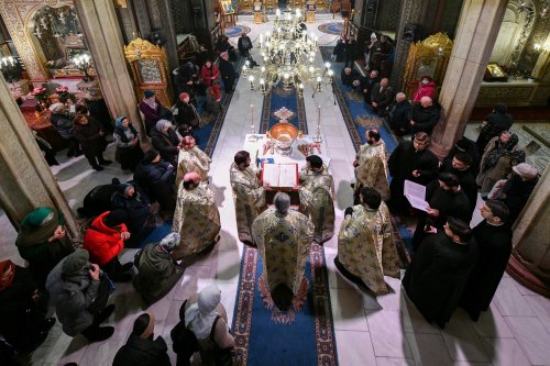 Sfințirea apei în ajunul Bobotezei la Catedrala Patriarhală Poza 240227