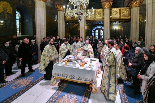 Sfințirea apei în ajunul Bobotezei la Catedrala Patriarhală