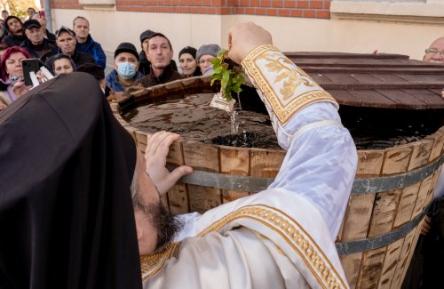 Sărbătoarea Arătării Domnului la Mănăstirea Radu Vodă Poza 240580