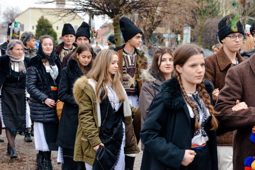 Festivalul cetelor de feciori din Țara Făgărașului, la a 15‑a ediție Poza 240773