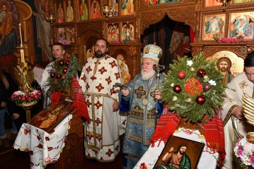 Popasuri de rugăciune la biserici din județul Tulcea Poza 241001