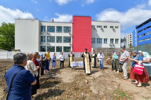 Bilanţ al lucrării social-filantropice desfășurate de Arhiepiscopia Bucureștilor Poza 241099