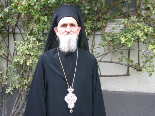 Părintele Serafim Man, „stâlpul de foc al Rohiei” Poza 241008