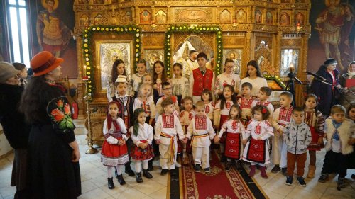Slujire și concert susținut de copii la Călărași Poza 241607