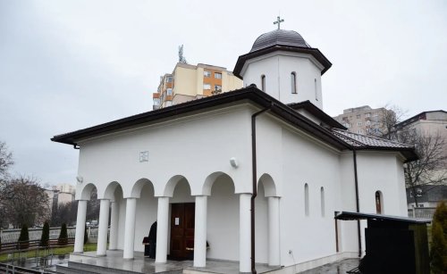 Hramul Bisericii „Sfântul Cuvios Antonie cel Mare” din Hunedoara Poza 241933