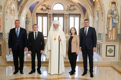Președintele Parlamentului Republicii Moldova în vizită la Patriarhia Română Poza 242059