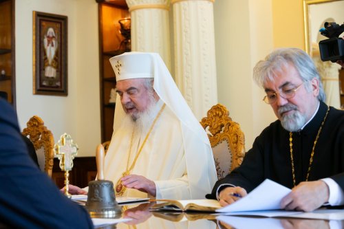 Președintele Parlamentului Republicii Moldova în vizită la Patriarhia Română Poza 242067