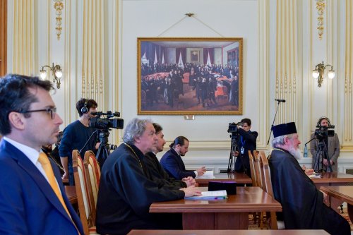 Simpozion științific dedicat Unirii Principatelor Române la Palatul Patriarhiei Poza 242079