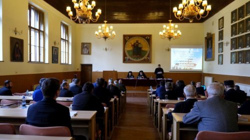 Realizările Arhiepiscopiei Sibiului expuse în şedința Adunării eparhiale Poza 242241