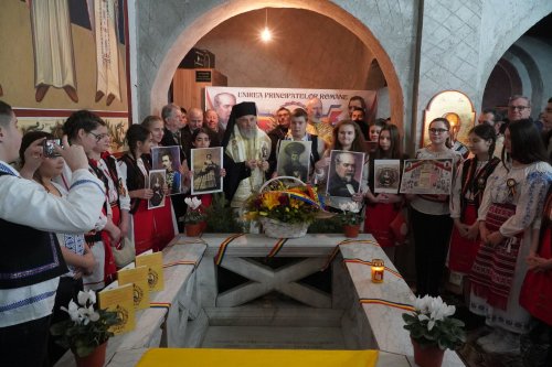 Evenimente comemorative în Arhiepiscopia Dunării de Jos Poza 242507