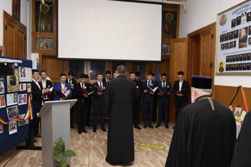 Unirea Principatelor Române serbată la Seminarul Teologic din Tulcea Poza 242578