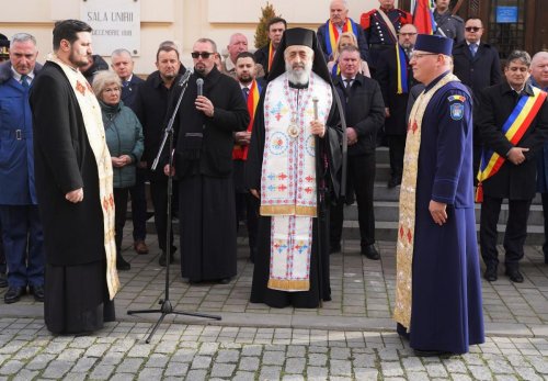 Sărbătoare la Alba Iulia cu ocazia Zilei Unirii Principatelor Române Poza 242611