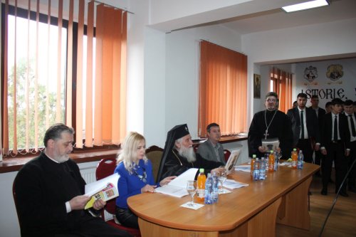 Seminarul teologic din Craiova și‑a cinstit ocrotitorul Poza 242647