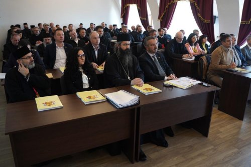 Consiliu eparhial și Adunare eparhială la Alba Iulia Poza 242801