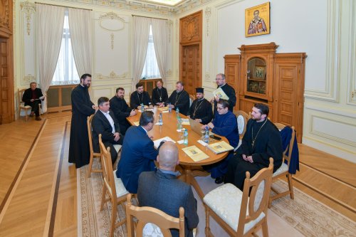Adunarea eparhială a Arhiepiscopiei Bucureștilor în şedinţă anuală de lucru Poza 242848