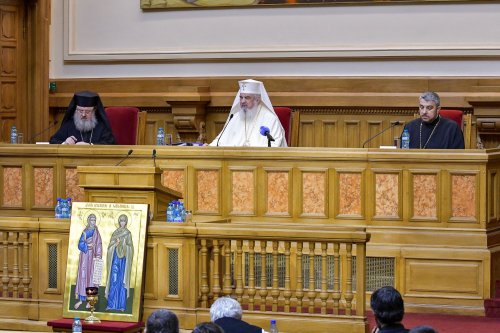 Adunarea eparhială a Arhiepiscopiei Bucureștilor în şedinţă anuală de lucru Poza 242855