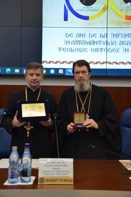 Centenar la Oradea - Un secol de teologie ortodoxă românească Poza 242967